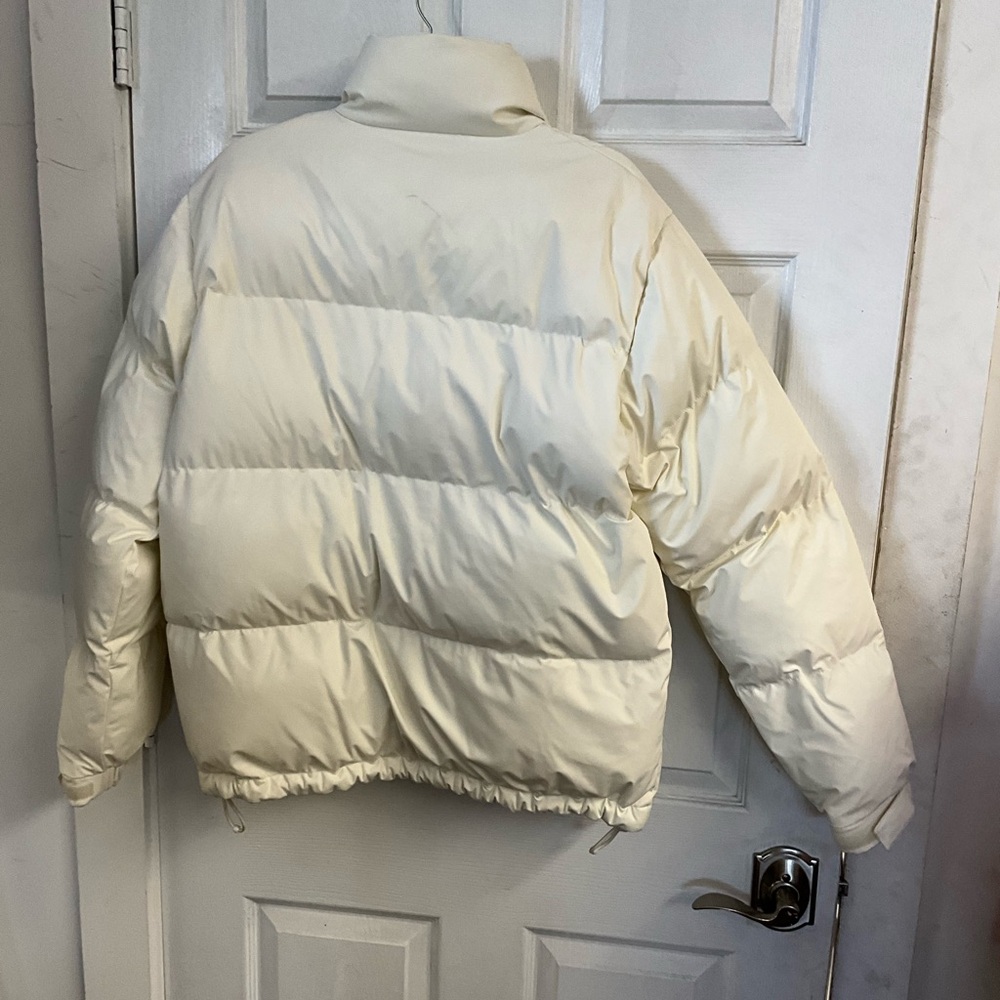 Puffer Oversized Jacket - Picture 5 of 8